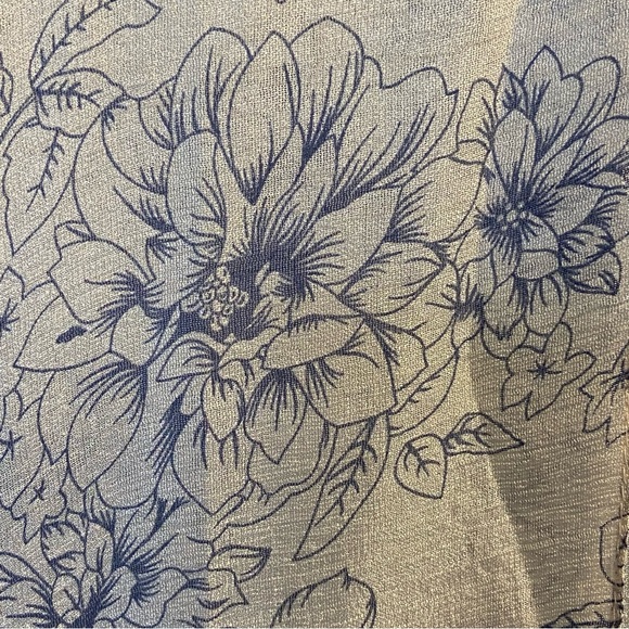 Ivory and Navy Floral Print Kimono with Pearls - Picture 11 of 17